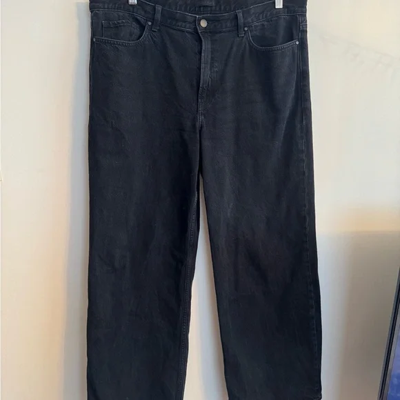 Uniqlo Wide Leg Women’s Jeans - Picture 2 of 4